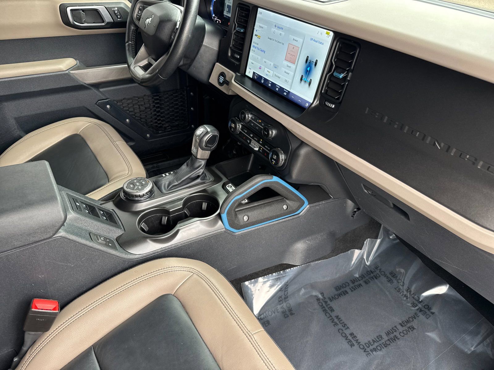 Used 2023 Ford Bronco Wildtrak AWD/4WD image 17