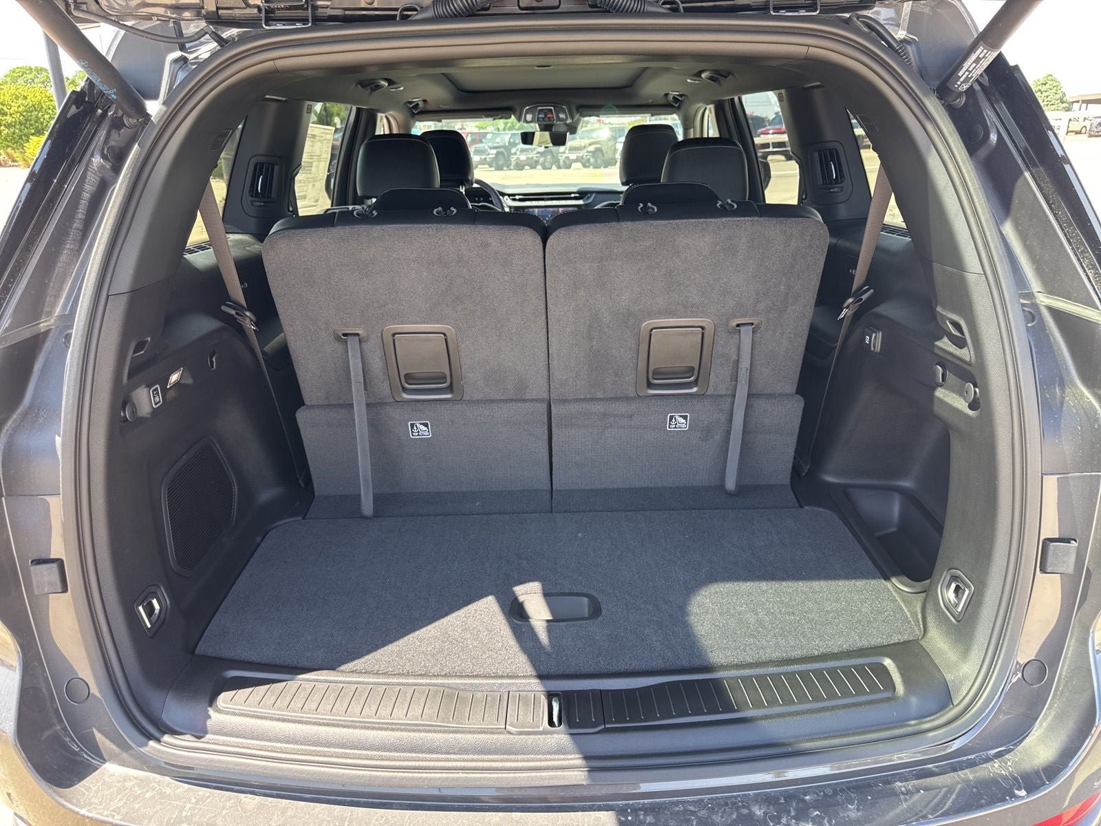 New 2026 Jeep Grand Cherokee L Limited AWD/4WD image 5