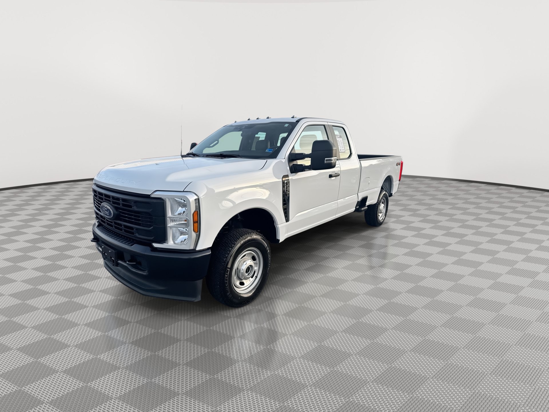 Used 2025 Ford F250 XL w/ Snow Plow Prep Package AWD/4WD image 4