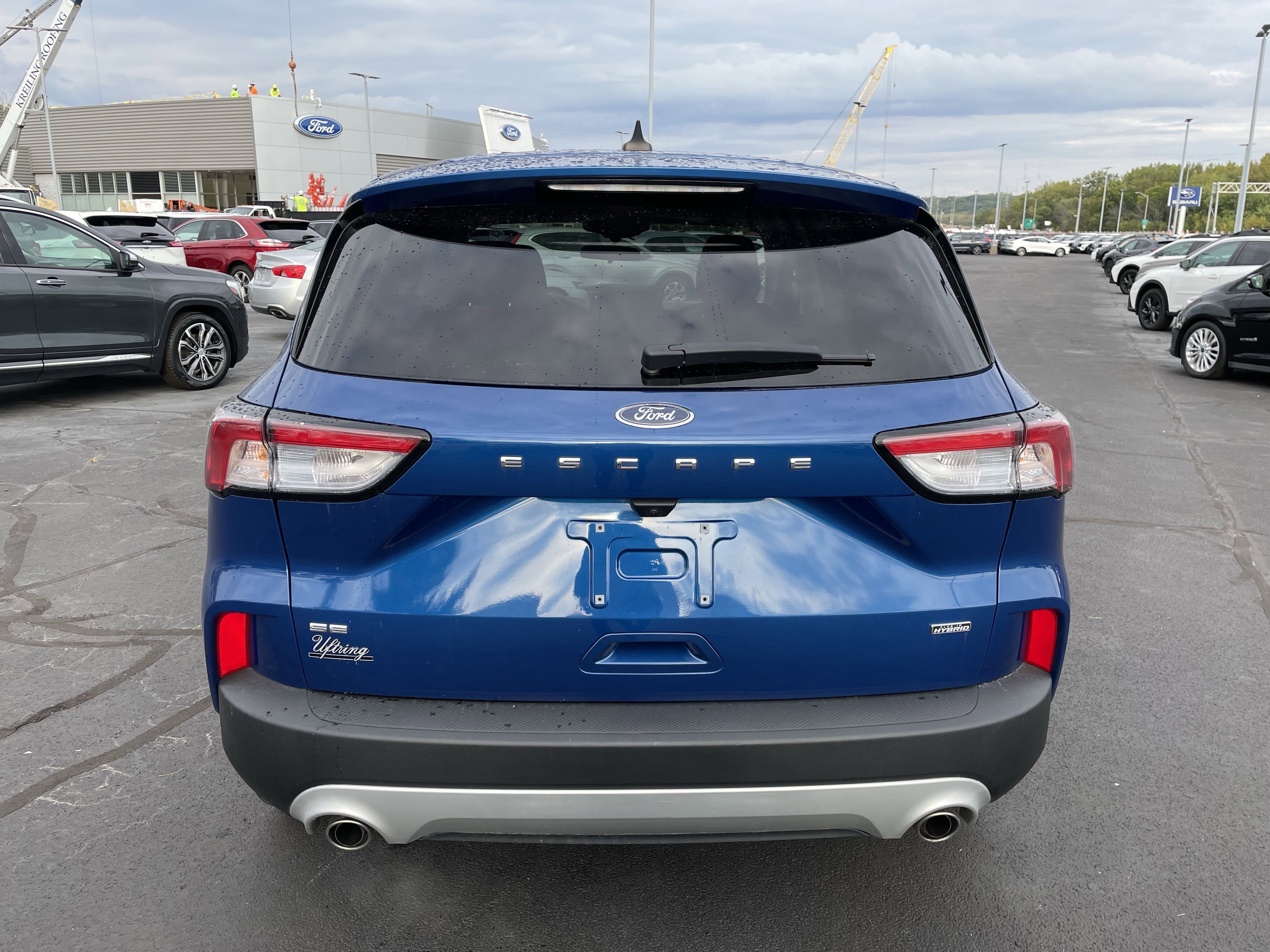 Used 2022 Ford Escape SE w/ Cold Weather Package image 4