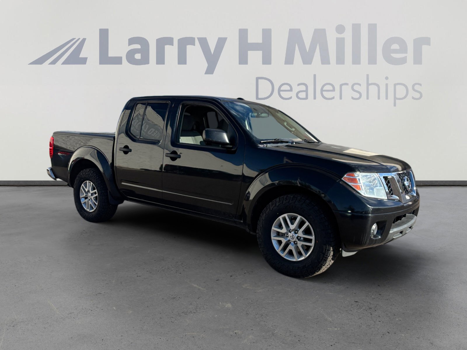 Used 2016 Nissan Frontier SV image 7