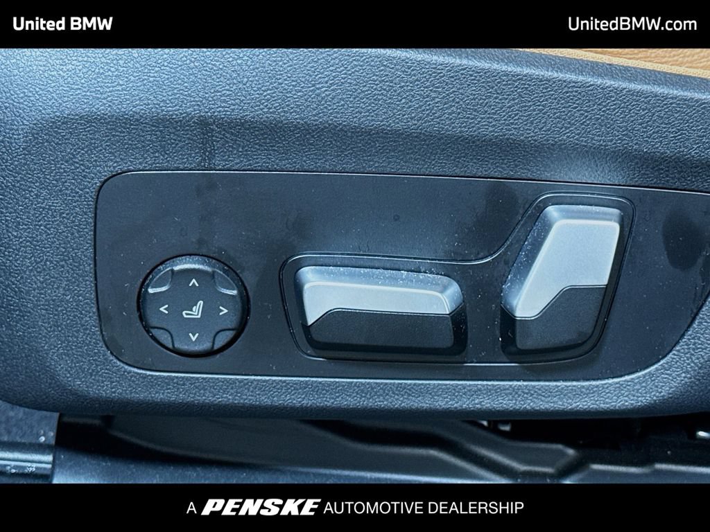 Used 2023 BMW X3 xDrive30i w/ M Sport Package AWD/4WD image 4