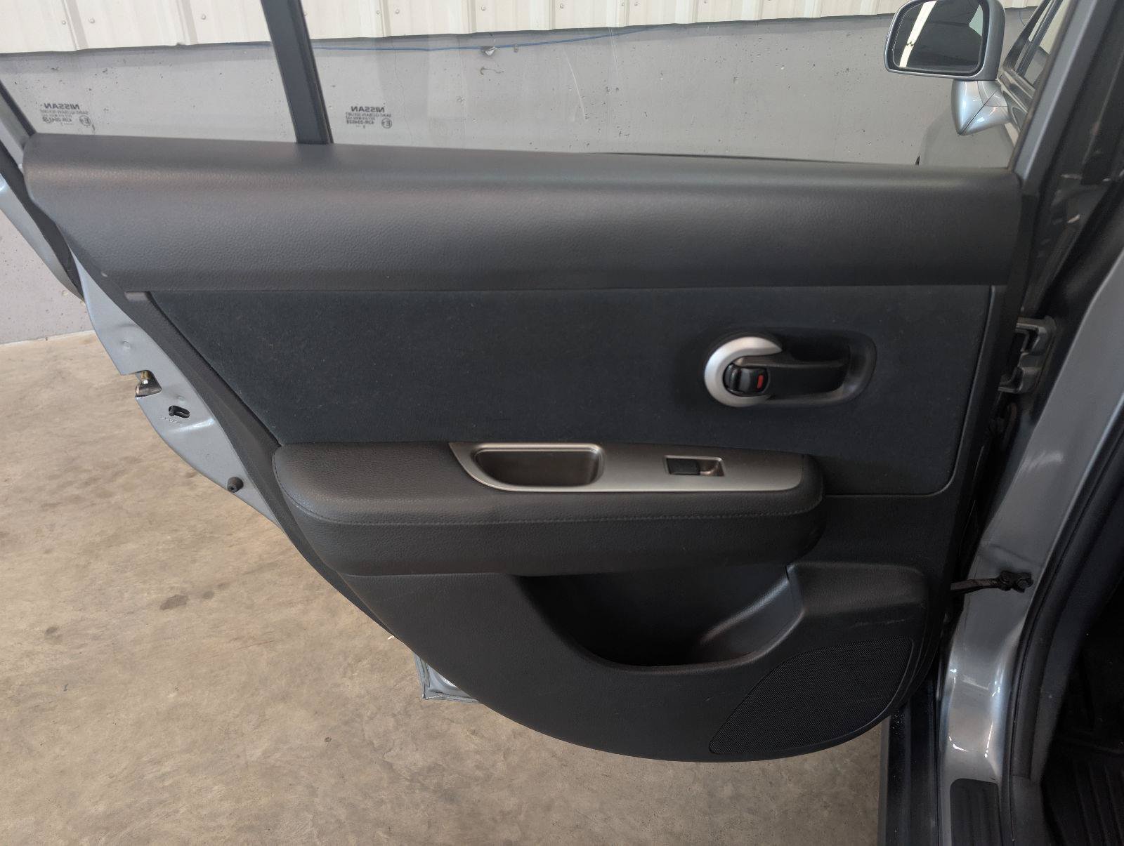 Used 2011 Nissan Versa 1.8 S w/ Plus Pkg FWD image 36