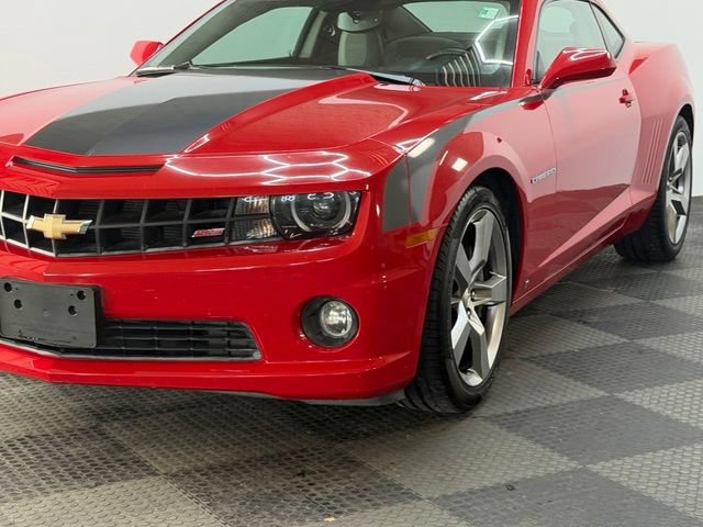 Used 2010 Chevrolet Camaro SS w/ RS Package RWD image 7