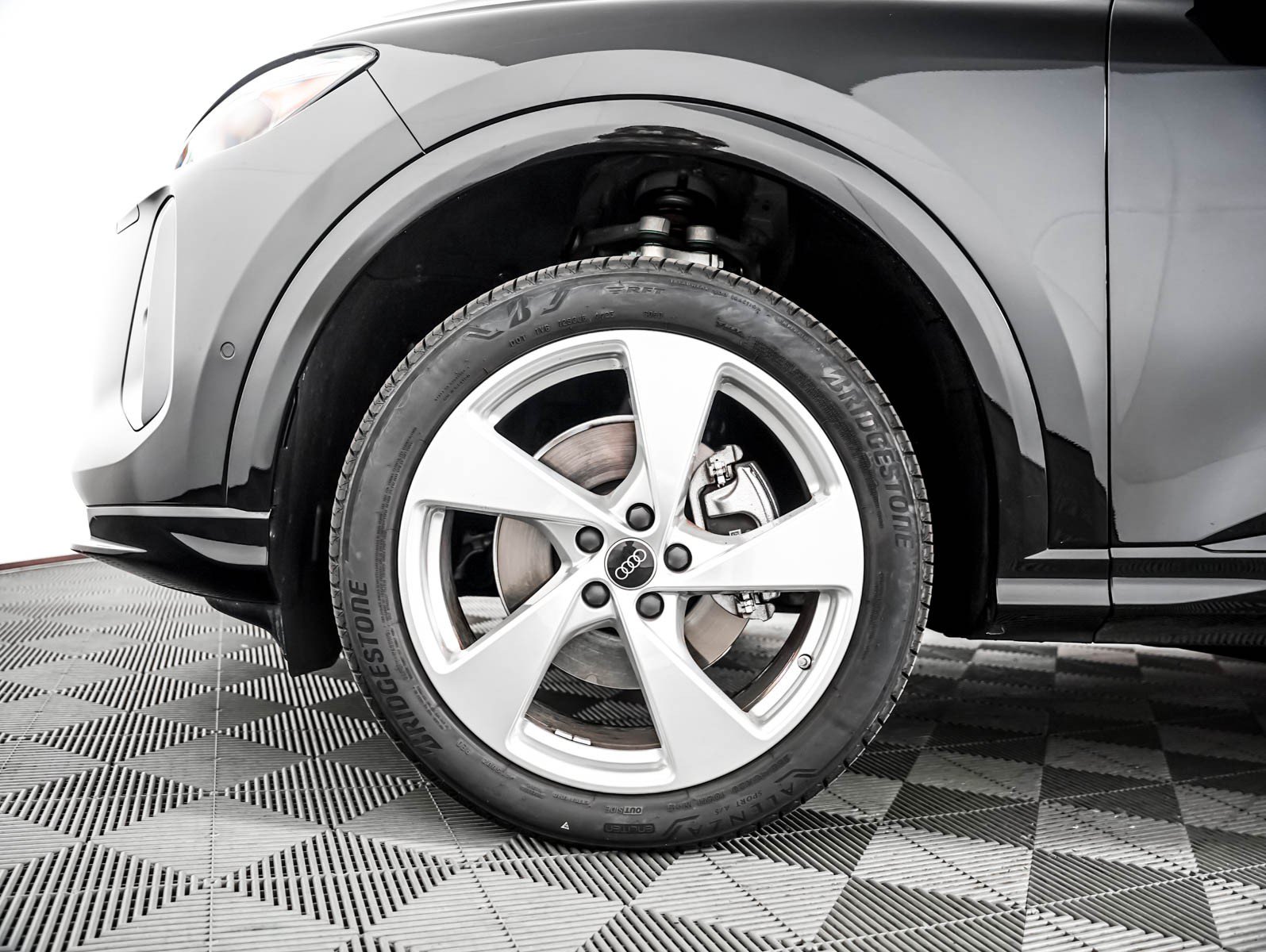 Used 2025 Audi Q5 Premium Plus AWD/4WD image 4