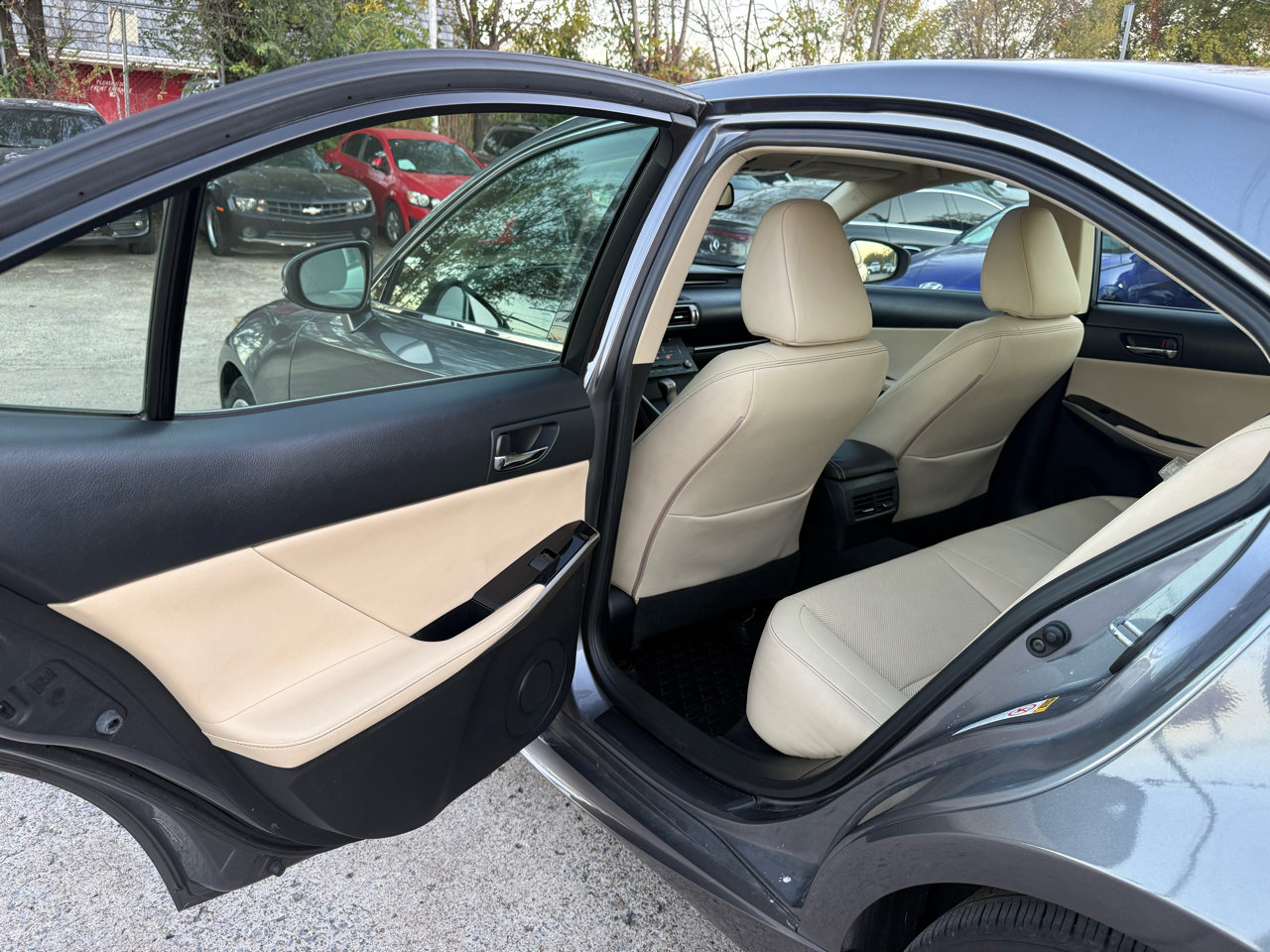 Used 2016 Lexus IS 200t image 22