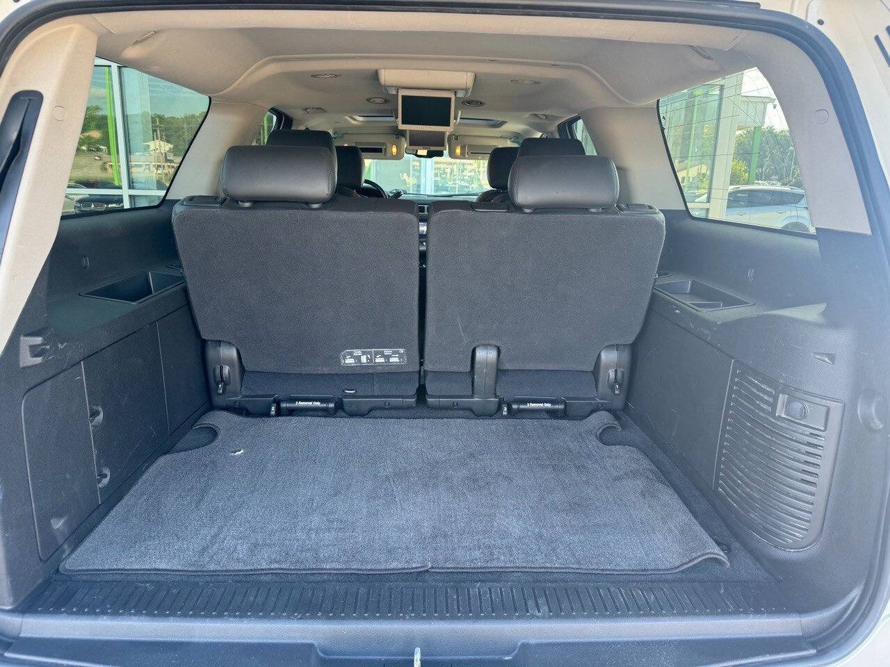 Used 2013 Chevrolet Suburban LTZ AWD/4WD image 10