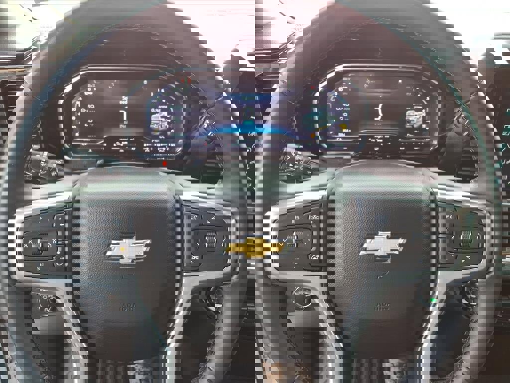 Used 2025 Chevrolet Silverado 1500 LT image 17