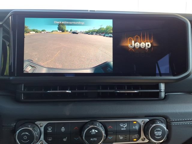 New 2026 Jeep Gladiator Sport AWD/4WD image 22