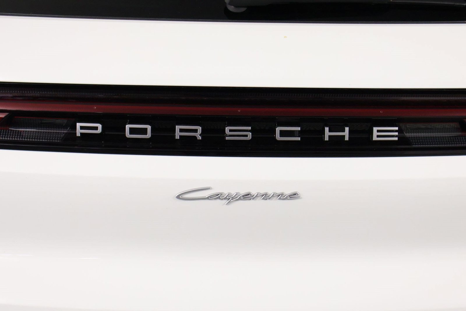 Certified 2026 Porsche Cayenne AWD/4WD image 22