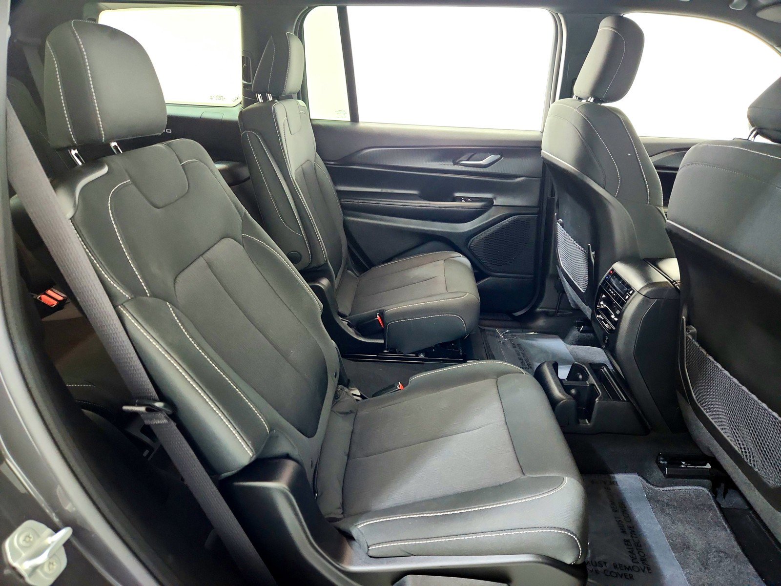 Used 2025 Jeep Grand Cherokee L Laredo w/ Luxury Tech Group I image 30