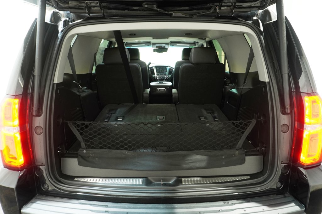 Used 2018 Chevrolet Tahoe LT w/ LT Midnight Edition AWD/4WD image 5