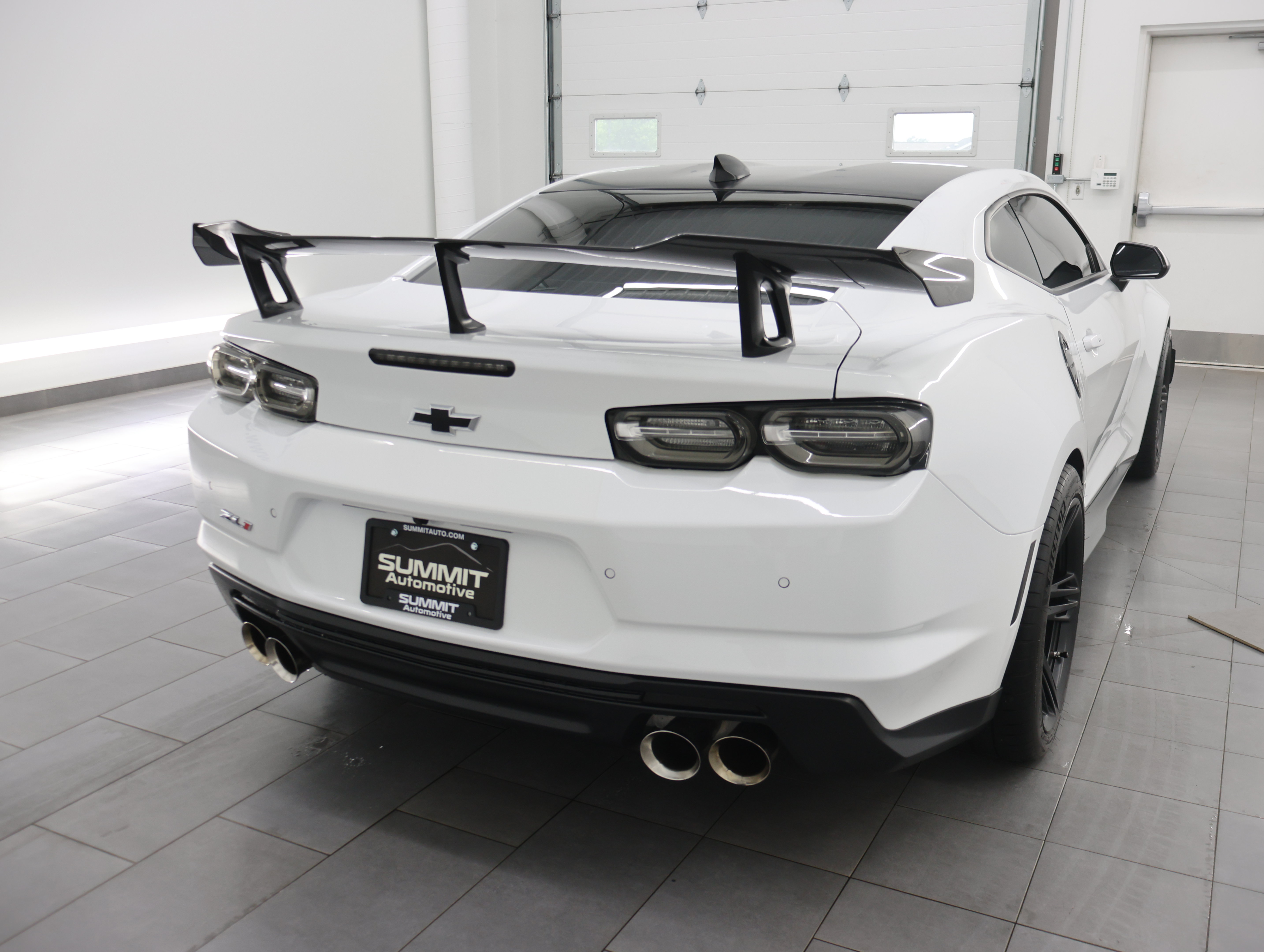 Used 2020 Chevrolet Camaro ZL1 RWD image 5