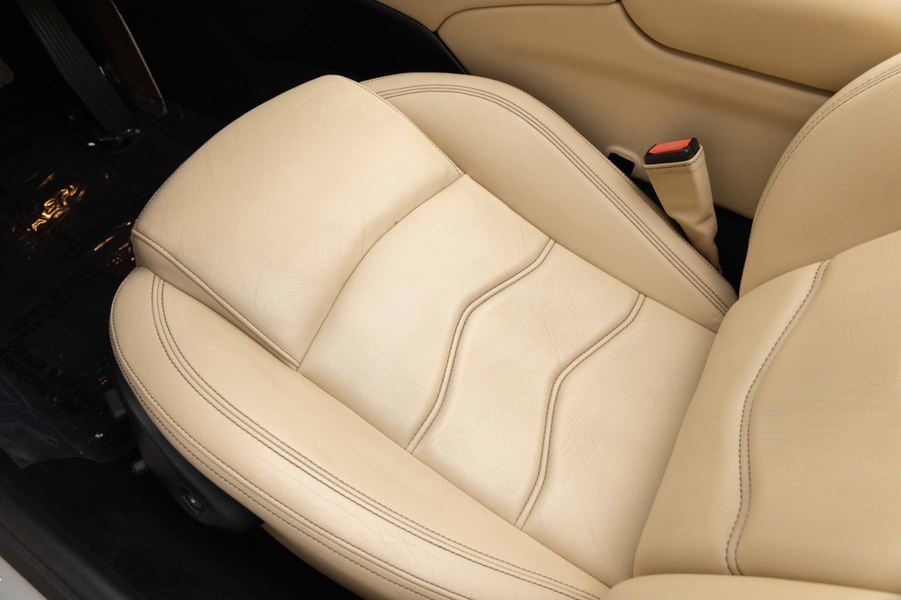 Used 2015 Maserati GranTurismo Convertible RWD image 34