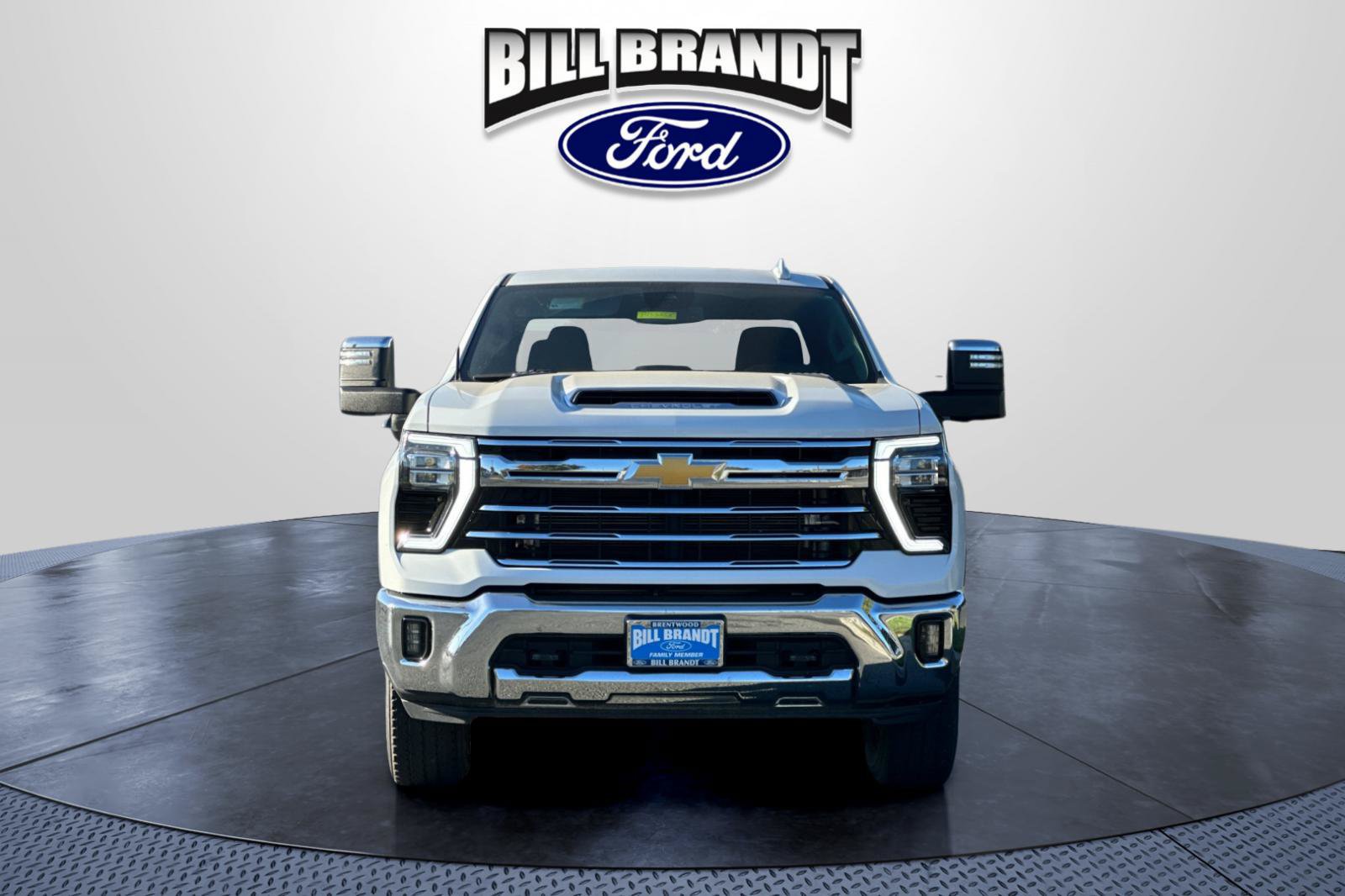 Used 2024 Chevrolet Silverado 2500 LTZ AWD/4WD image 8
