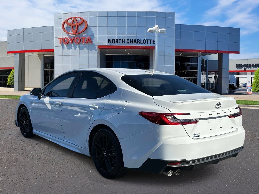Used 2026 Toyota Camry SE FWD image 6