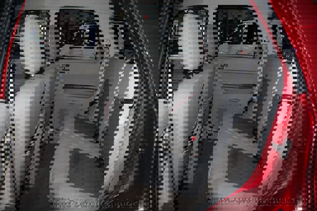 Used 2008 Ford Escape XLT image 19