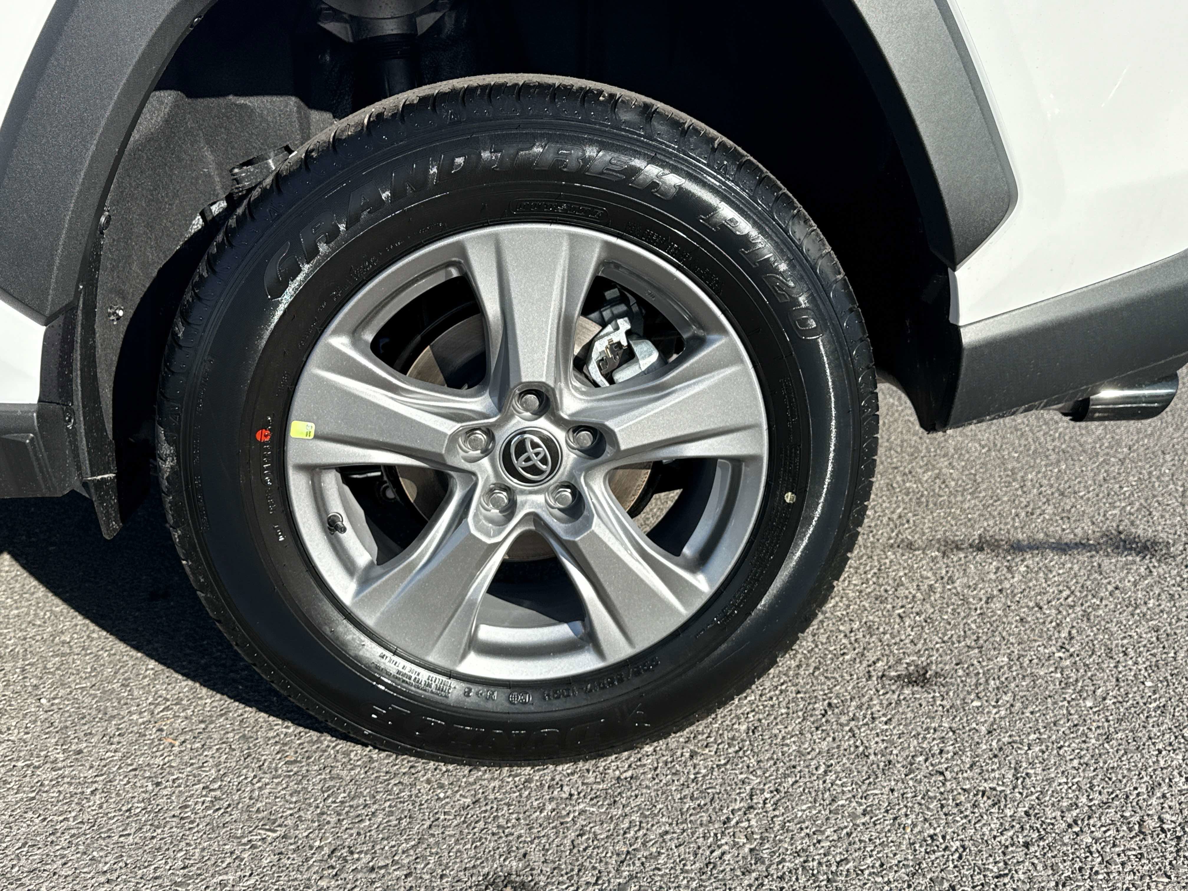 New 2025 Toyota RAV4 XLE image 6