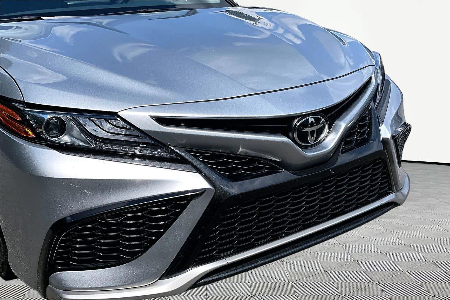 Used 2024 Toyota Camry XSE FWD image 30