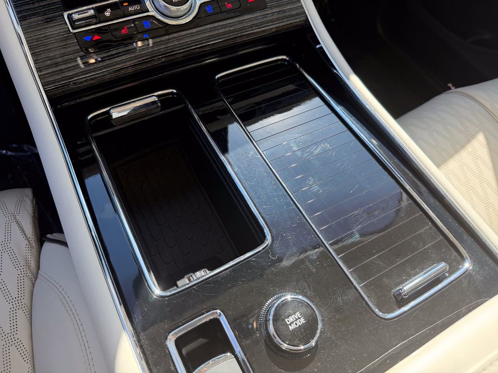 Certified 2023 Lincoln Aviator Black Label image 32