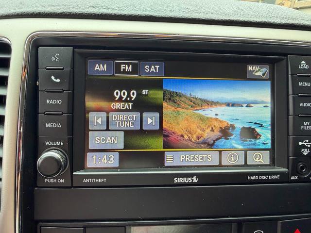Used 2013 Jeep Grand Cherokee Laredo AWD/4WD image 22