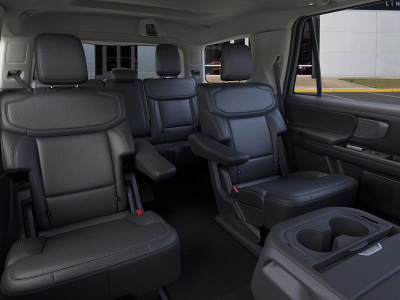 New 2025 Ford Expedition Platinum image 11