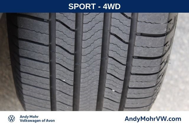Used 2016 Ford Explorer Sport w/ Equipment Group 401A AWD/4WD image 13