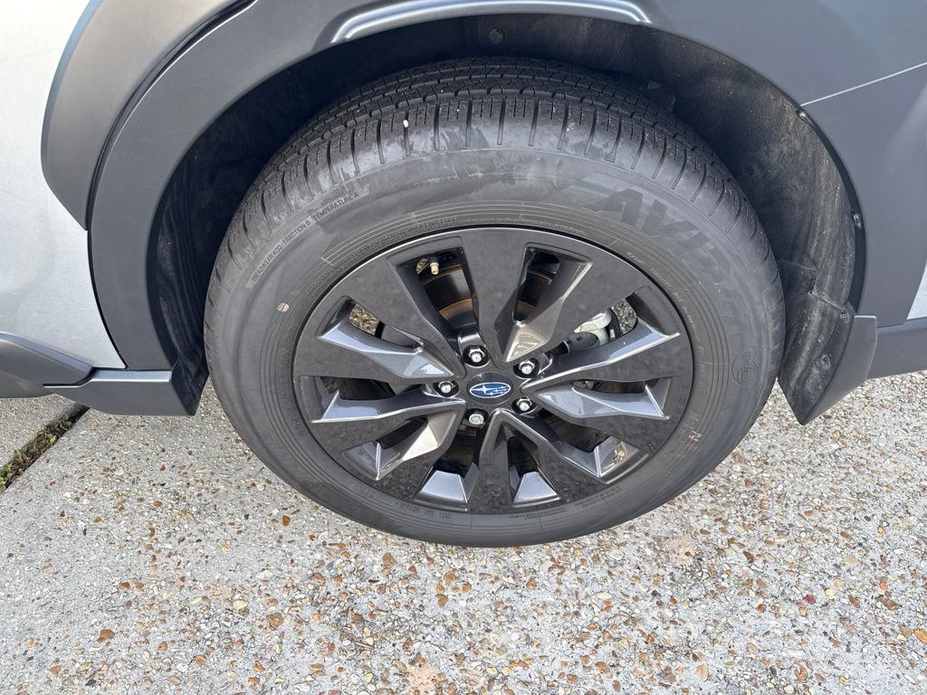 Used 2025 Subaru Outback Onyx Edition AWD/4WD image 28