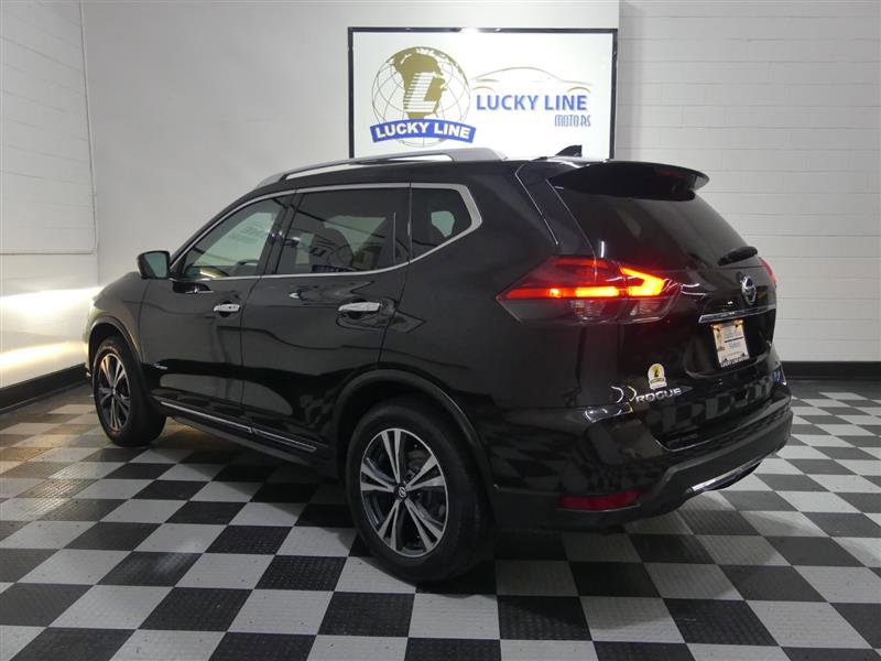 Used 2017 Nissan Rogue SL w/ SL HEV Premium Package image 11