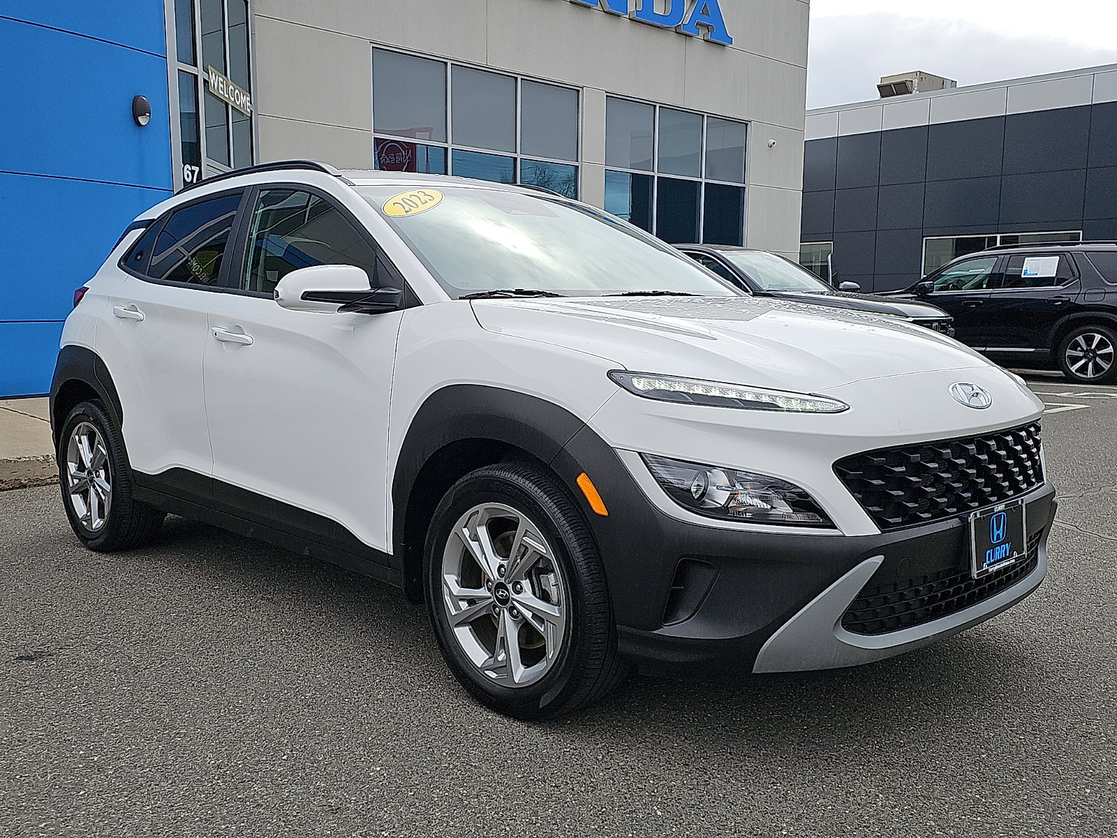 Used 2023 Hyundai Kona SEL image 3