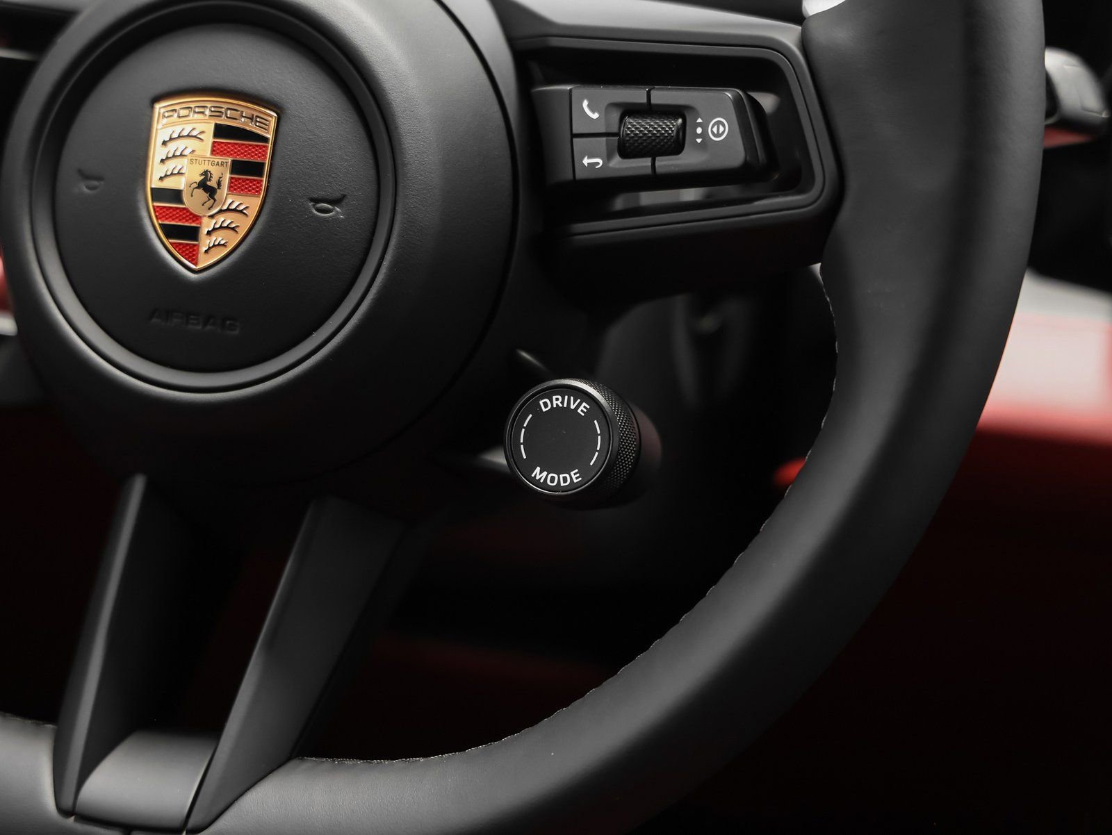 New 2026 Porsche Macan 4 Electric image 37