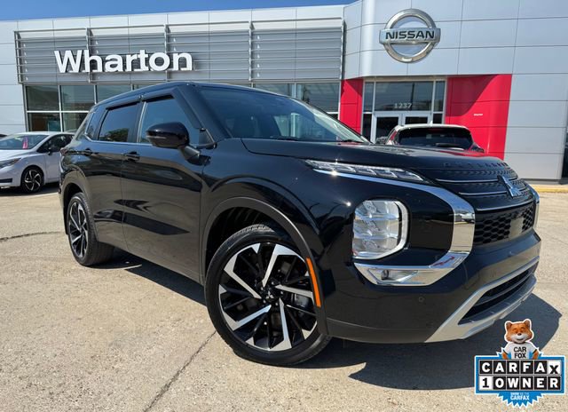 Used 2024 Mitsubishi Outlander SE image 1