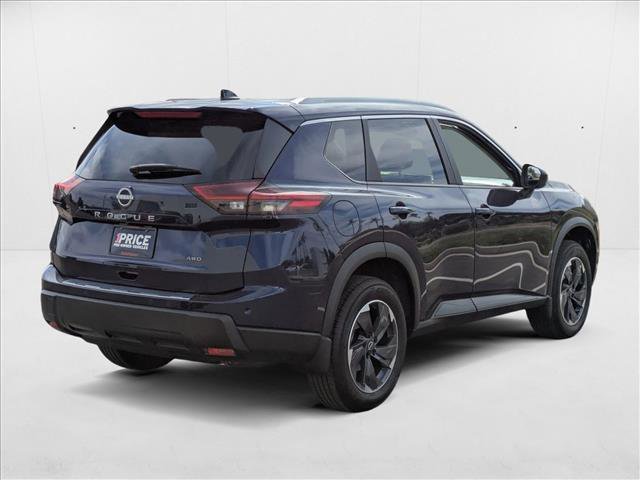 Used 2025 Nissan Rogue SV w/ SV Premium Package image 5