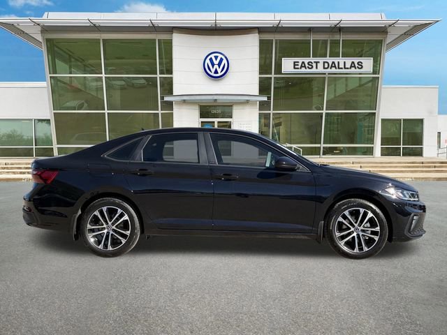 New 2026 Volkswagen Jetta Sport image 2
