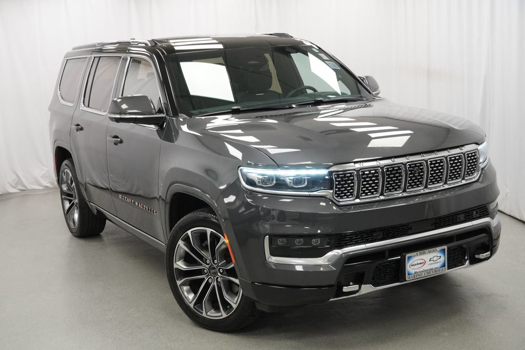Used 2022 Jeep Grand Wagoneer Series III w/ Rear Seat Video Group 1 AWD/4WD image 42