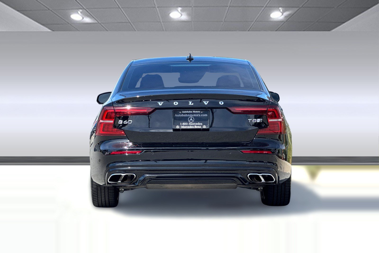 Used 2019 Volvo S60 T8 R-Design AWD/4WD image 9