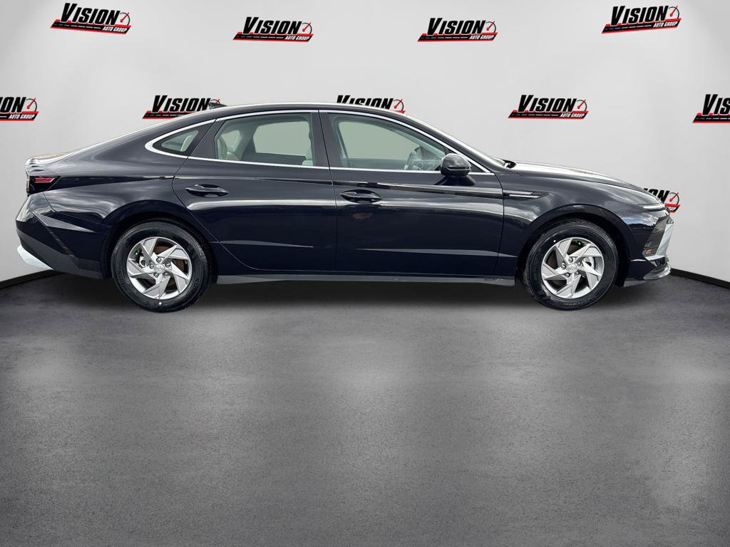 New 2026 Hyundai Sonata SE FWD image 4