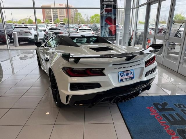 New 2026 Chevrolet Corvette Z06 w/ Stealth Interior Trim Package RWD image 3