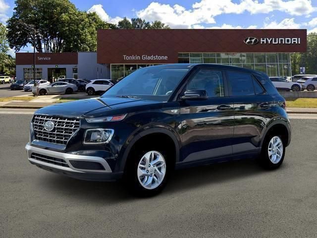 New 2026 Hyundai Venue SE FWD image 2
