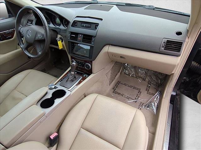 Used 2011 Mercedes-Benz C 300 Sport image 21