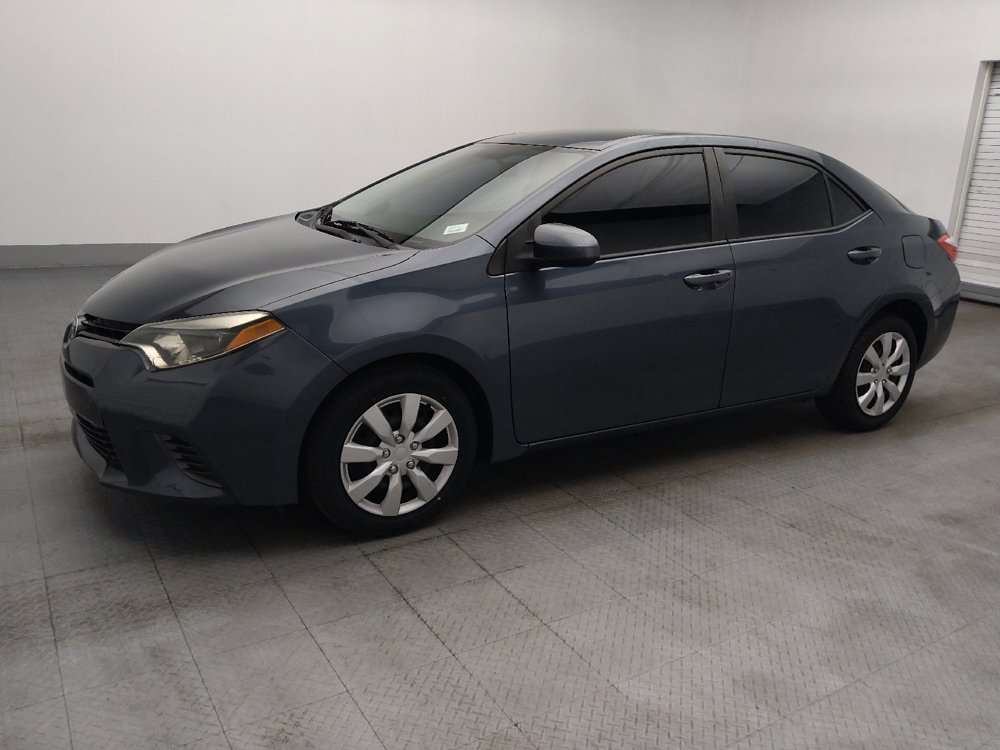 Used 2015 Toyota Corolla LE FWD image 2