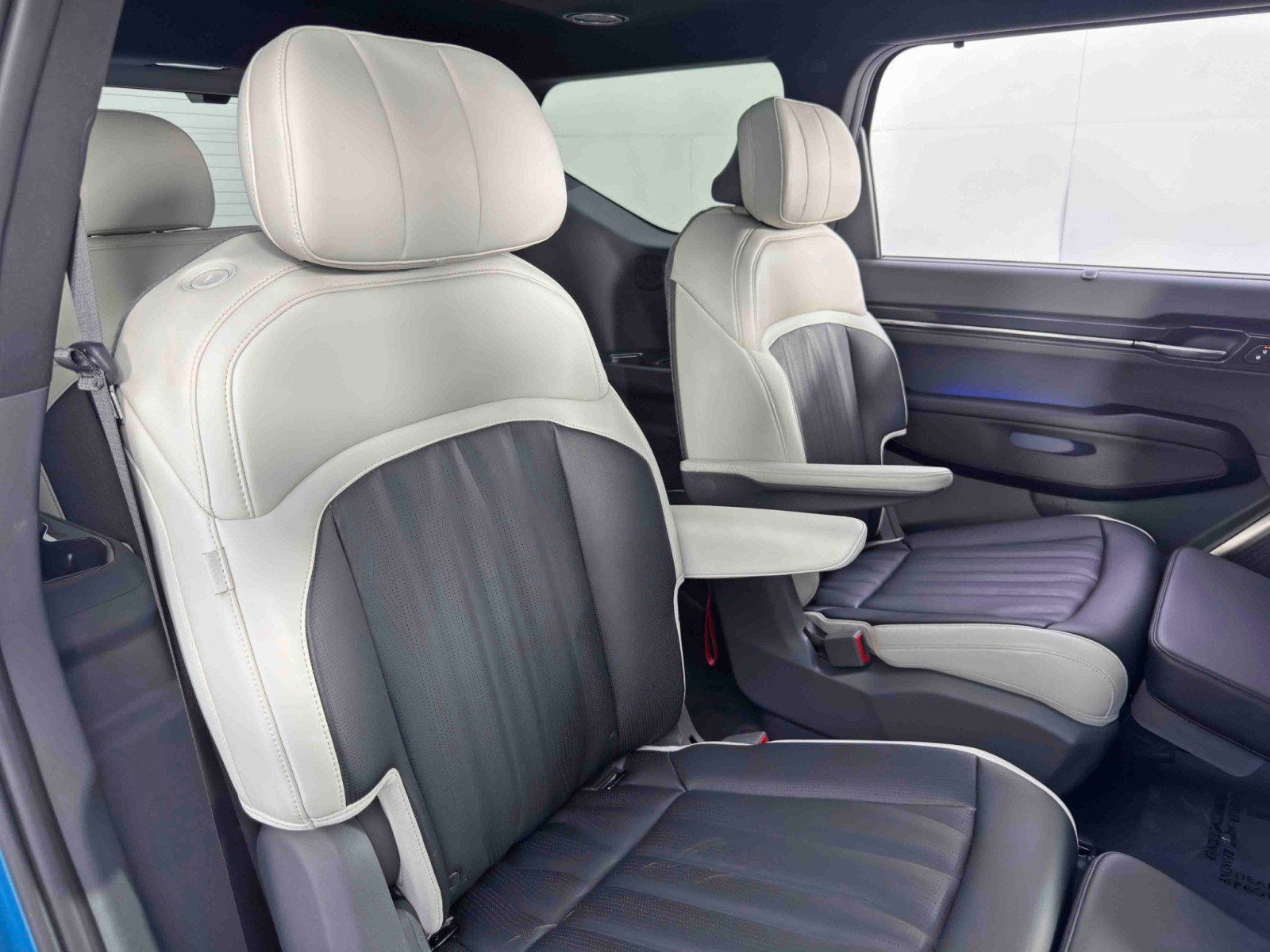 Used 2025 Kia EV9 GT-Line image 42