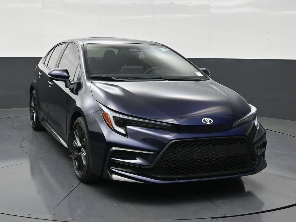 Used 2025 Toyota Corolla XSE FWD image 7