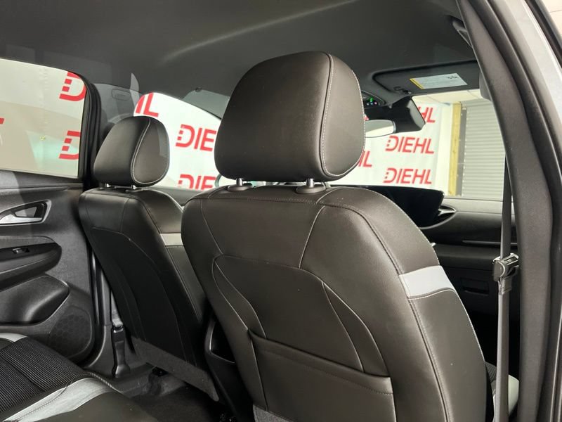 Used 2024 Buick Envista Preferred w/ Convenience I Package FWD image 11