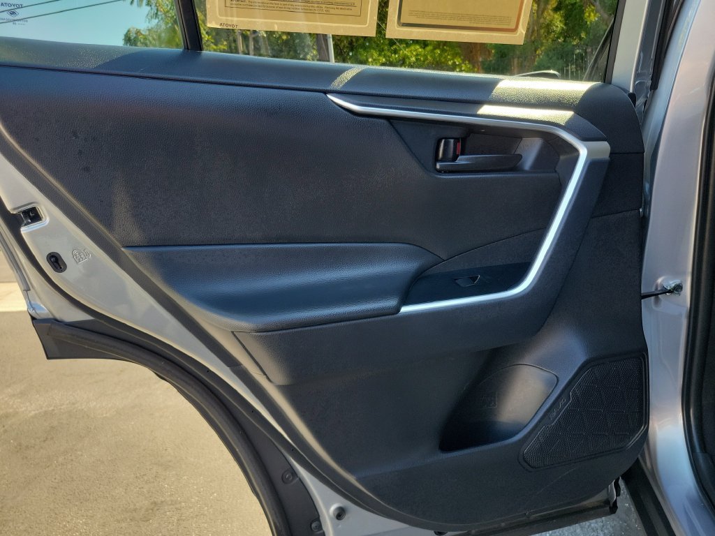 Used 2025 Toyota RAV4 LE FWD image 15
