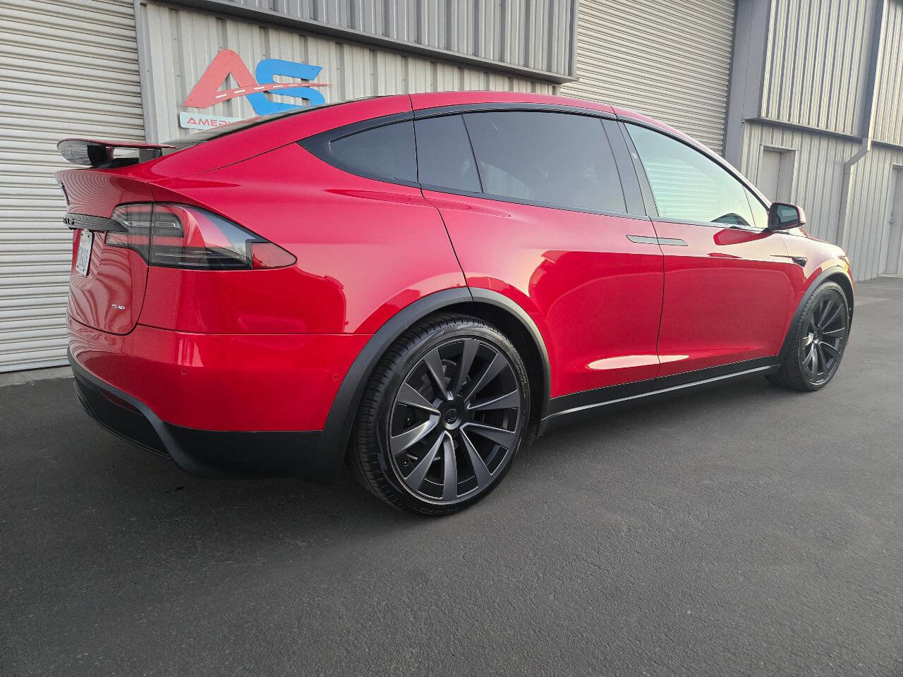 Used 2022 Tesla Model X Plaid image 7