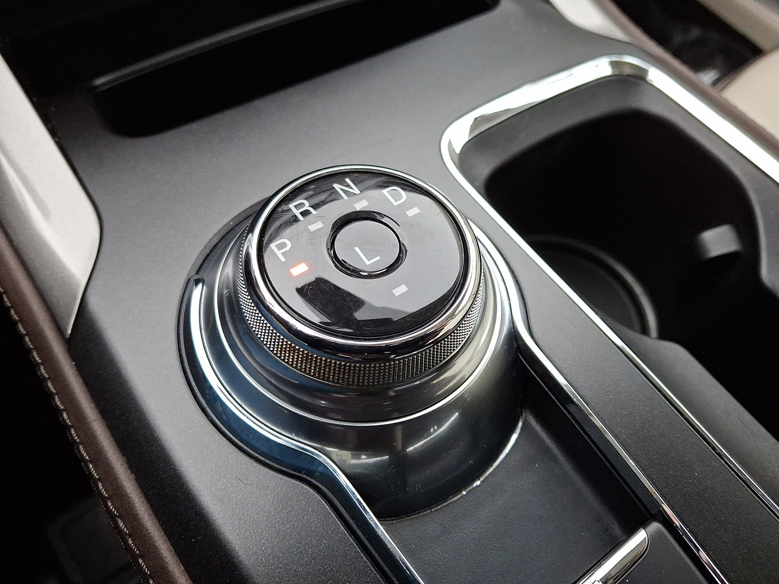 Used 2018 Ford Fusion Energi Platinum image 15