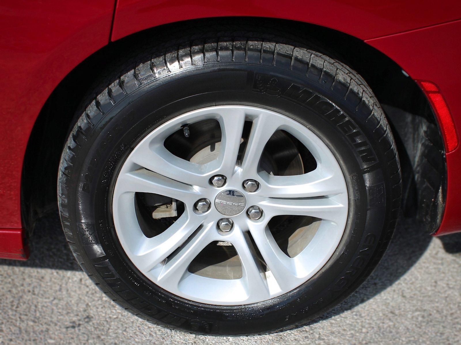 Used 2018 Dodge Charger SXT RWD image 8