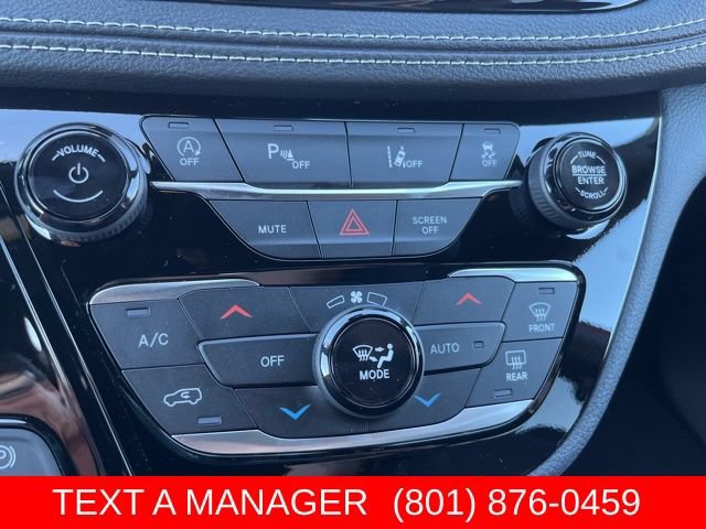New 2026 Chrysler Pacifica Select FWD image 24