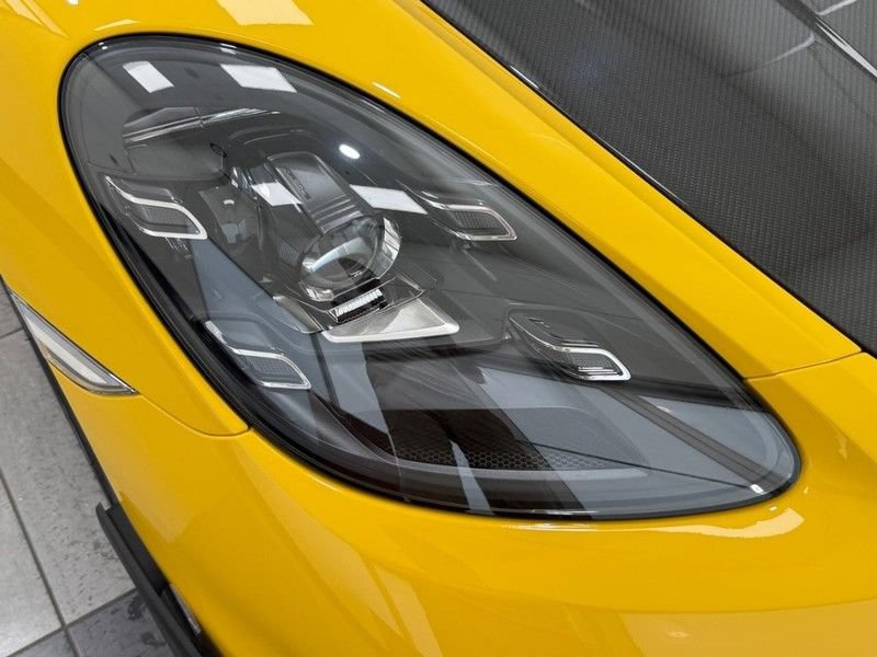 Certified 2024 Porsche 718 Cayman GT4 RS RWD image 11